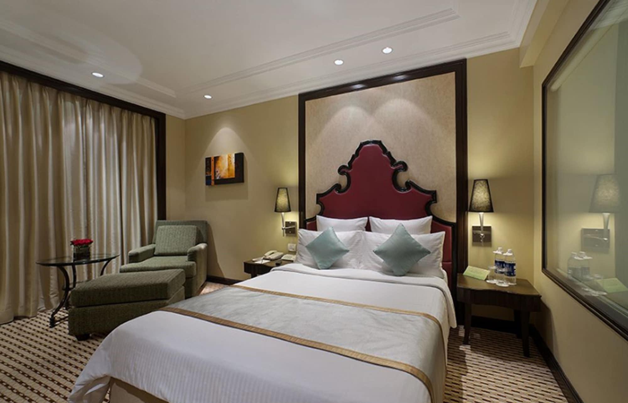 St. Mark'S Hotel Bangalore Exterior photo
